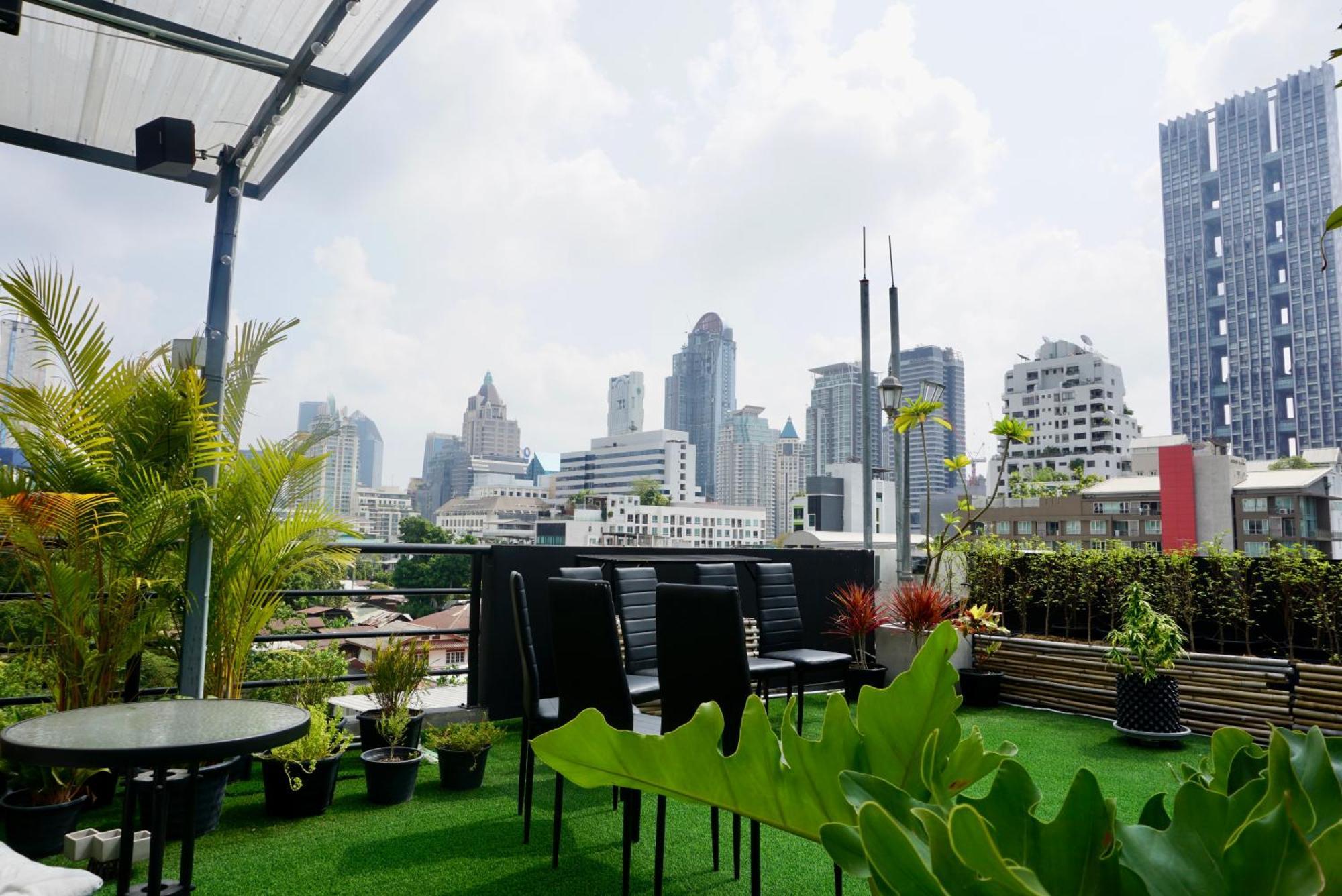Silom Soi 3 Hash Apartment Hip And Funky With Rooftop View Bangkok Exterior foto